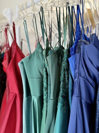 bee-wild-boutique-prom-dresses-1